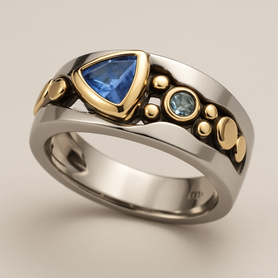 Anello in Cristallo Blu Vintage