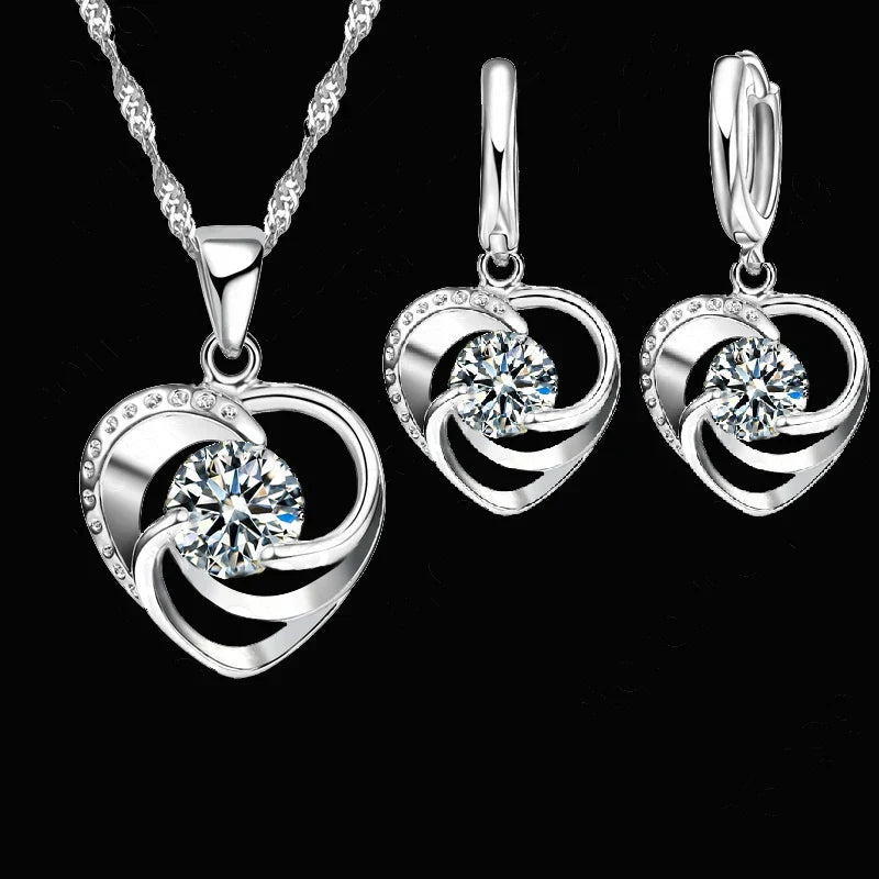 Orecchini e Collana in Argento Sterling a Forma di Cuore