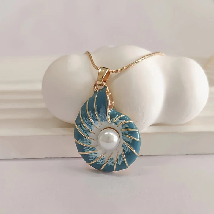 Collana in Conchiglia Blu Perla