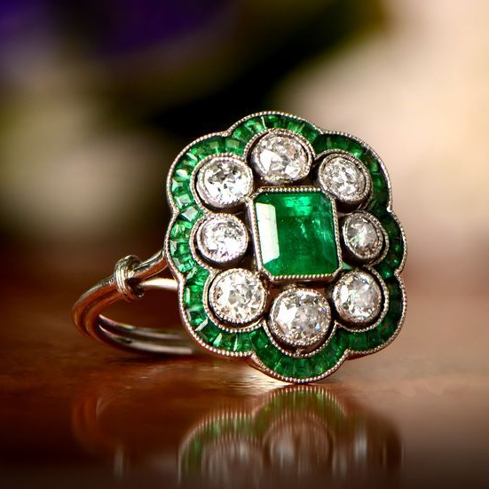 Anello in Smaraldo Vintage